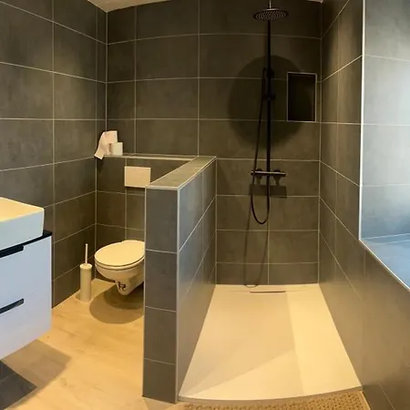 Le Repaire De La N4 *